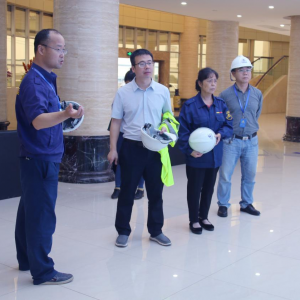 南寧市科技局黨委書記、副局長王亞楠一行蒞臨縱覽集團調(diào)研指導 ...